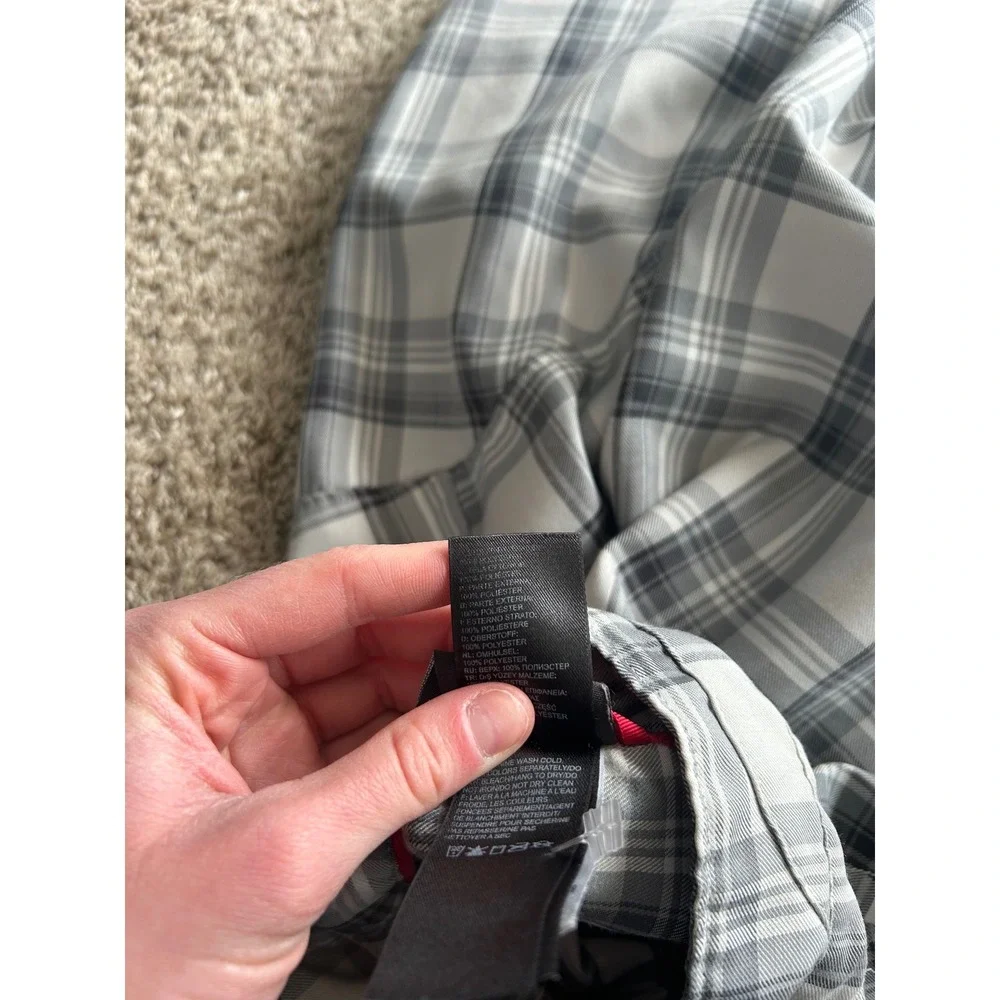 The North Face Mens Grey Plaid Long Sleeve Button Down Shirt Medium‎ Hiking M